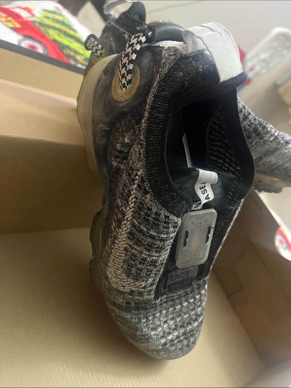 Nike Kids Sneakers in Black and Gray